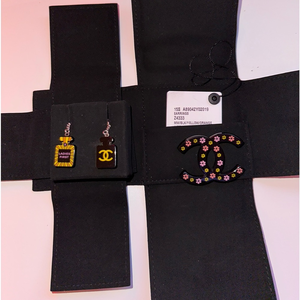 100% AUTHENTIC CHANEL EARRINGS AND BROOCH